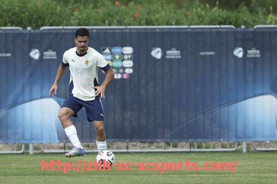 杏彩体育-NBA季前赛直播与赛季准备情况